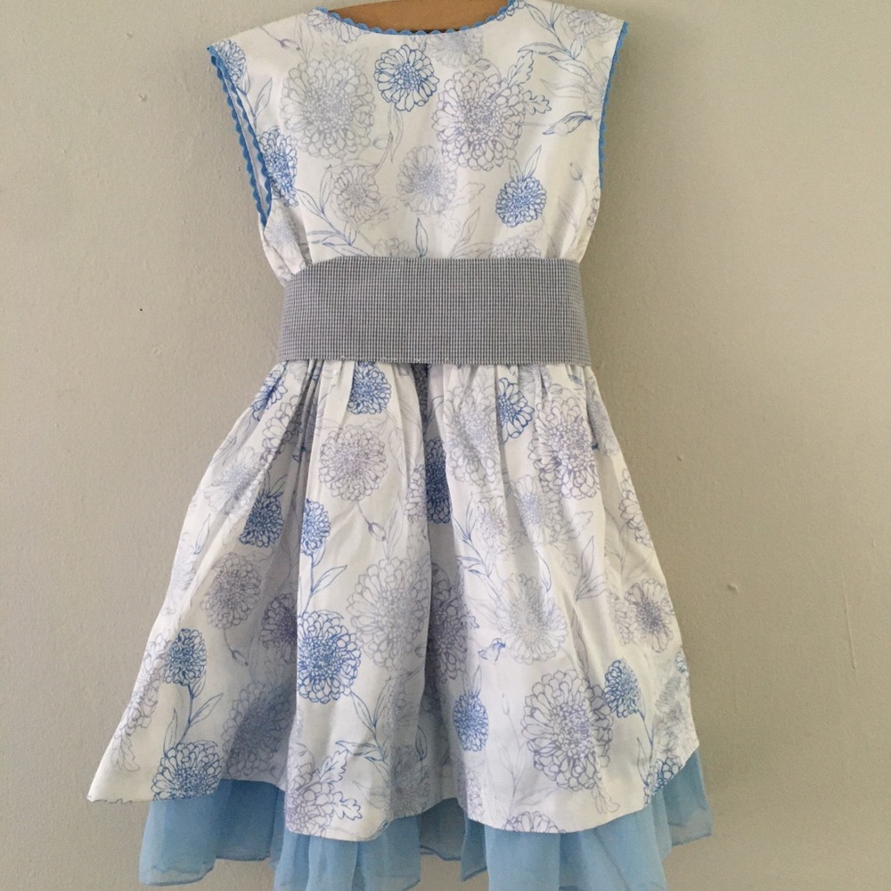 White and blue summer sleeveless dress for girls